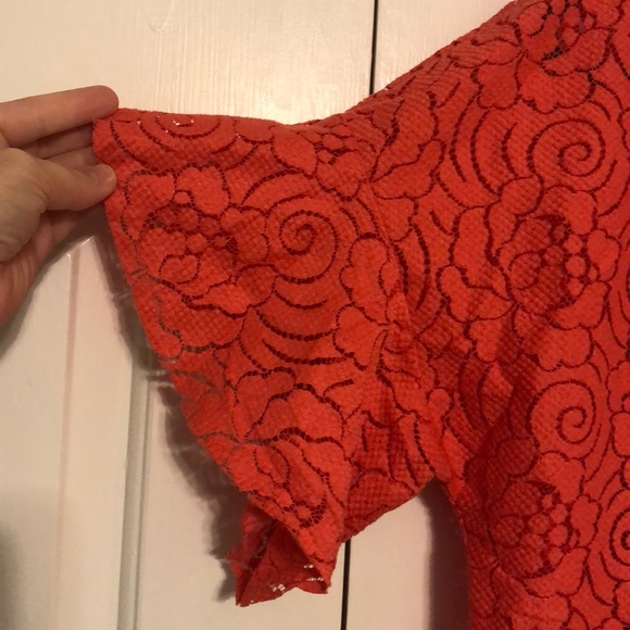Banana Republic Coral Lace Blouse w/ Cami - NWT S - Picture 3 of 6